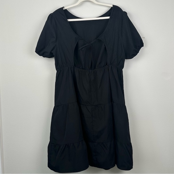 Classic Black Dress w Puff Sleeve Cut-out back Tie,‎ Ruffle Hem Plus Size 1X - Picture 3 of 7